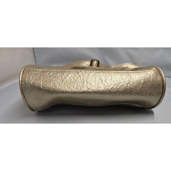 Vintage Gold Evening Bag With Ornate Clasp Chain Strap elegant chic glam dainty - Picture 5 of 10